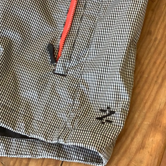 NWOT! - IZOD Gingham Check Full-Zip Packable Windbreaker Jacket - Picture 5 of 11